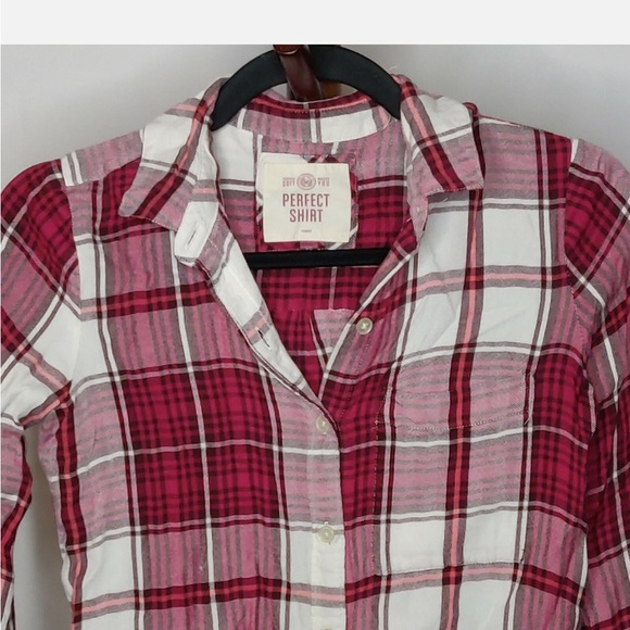 SO Tops - Plaid Shirt Button Up Maroons Reds Pinks and Cream Lightweight